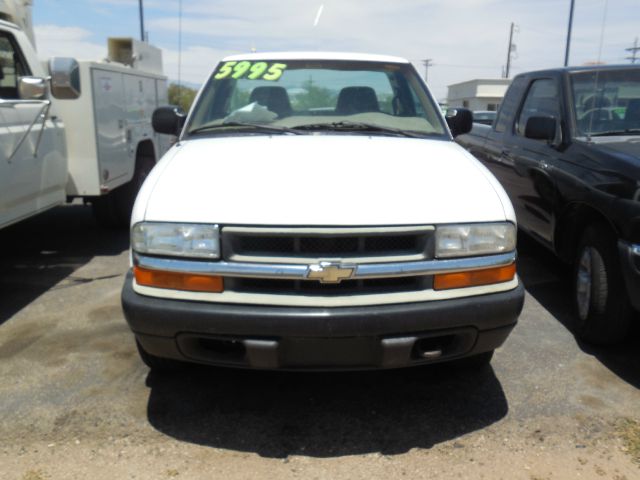 Chevrolet S10 2000 photo 3