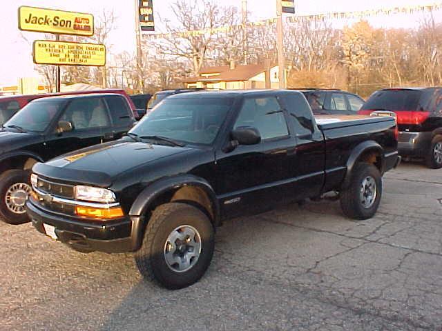 Chevrolet S10 2000 photo 1