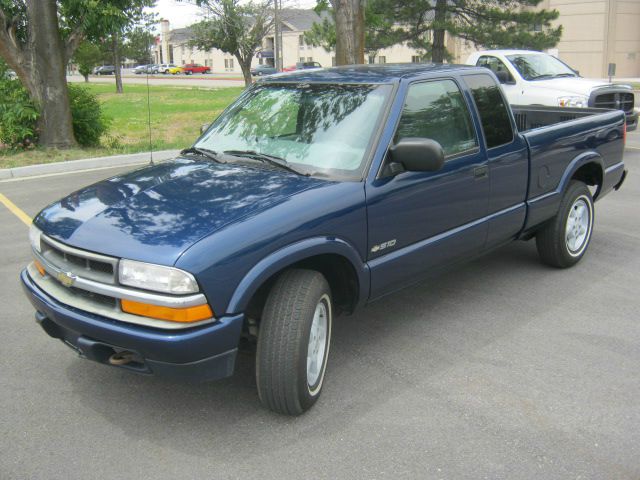 Chevrolet S10 2000 photo 3