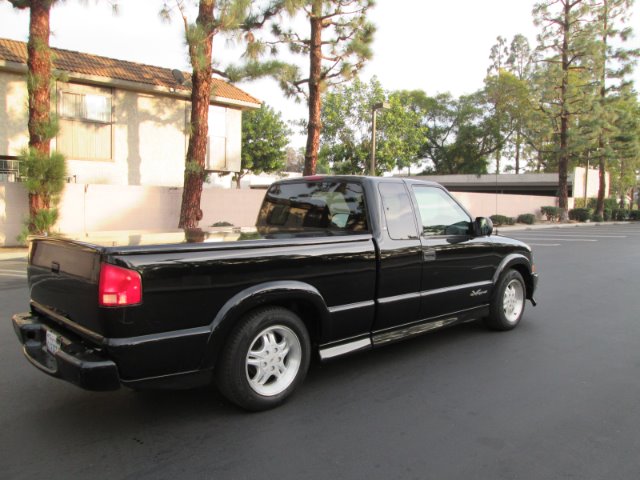 Chevrolet S10 2000 photo 3