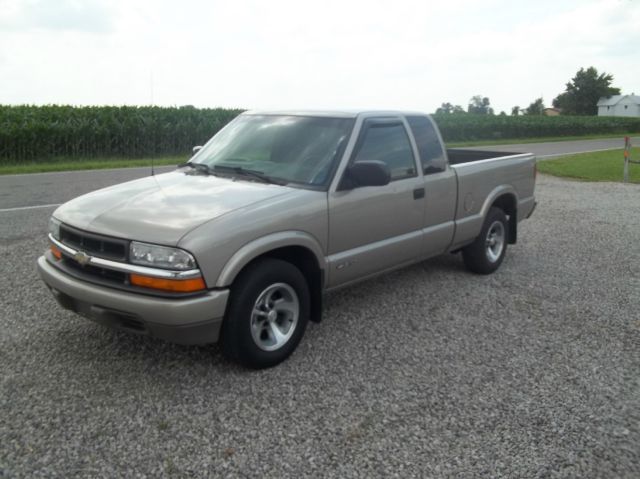 Chevrolet S10 2000 photo 4