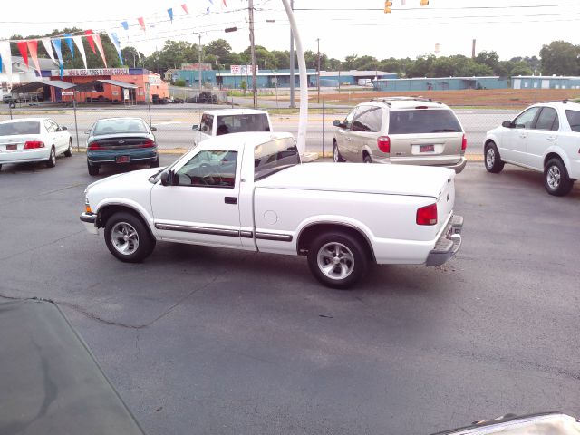 Chevrolet S10 2000 photo 4