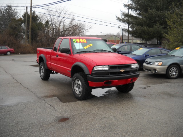 Chevrolet S10 2000 photo 3