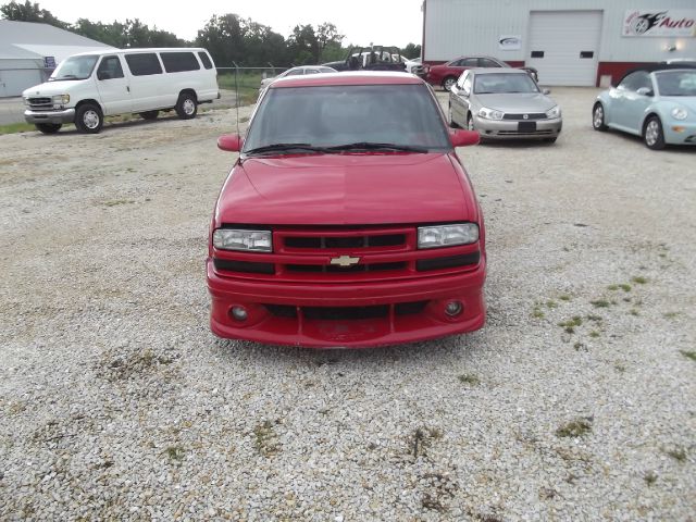 Chevrolet S10 2000 photo 3