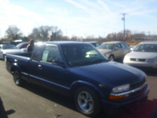 Chevrolet S10 2000 photo 4