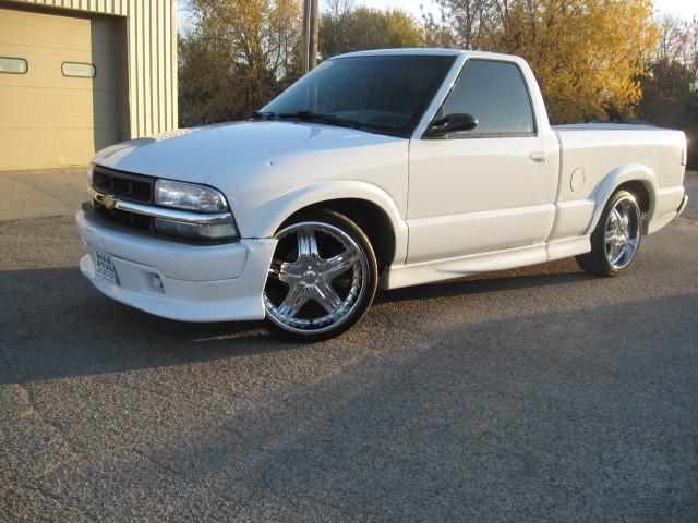 Chevrolet S10 2000 photo 0