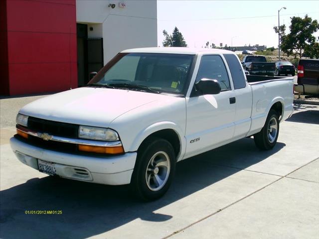 Chevrolet S10 2000 photo 3