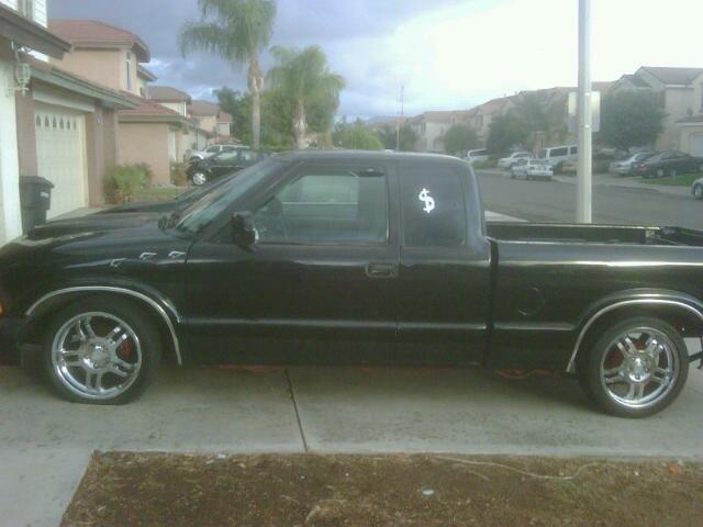 Chevrolet S10 2000 photo 1