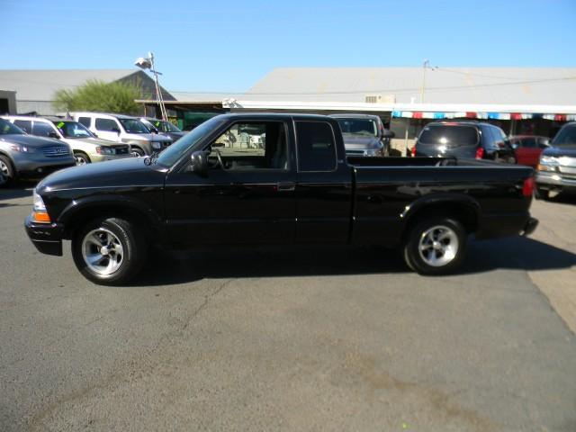 Chevrolet S10 2000 photo 1