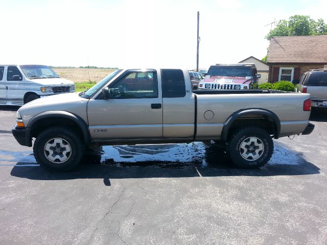 Chevrolet S10 Signature Premium Pickup Truck