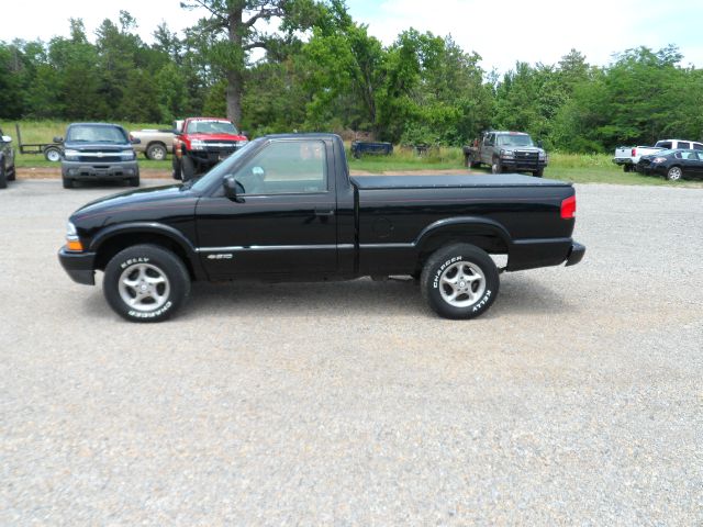 Chevrolet S10 2000 photo 3