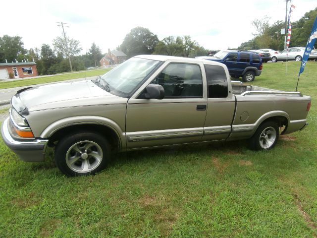 Chevrolet S10 2000 photo 4