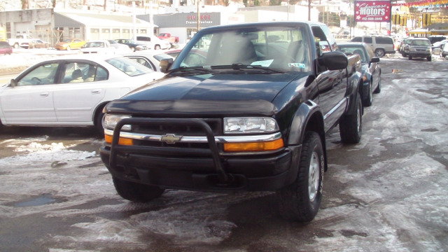 Chevrolet S10 2000 photo 3