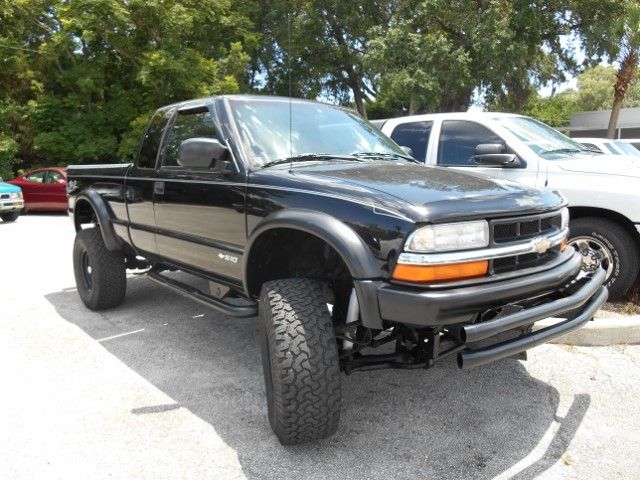 Chevrolet S10 2000 photo 3