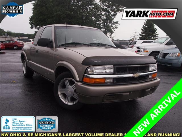 Chevrolet S10 2000 photo 3