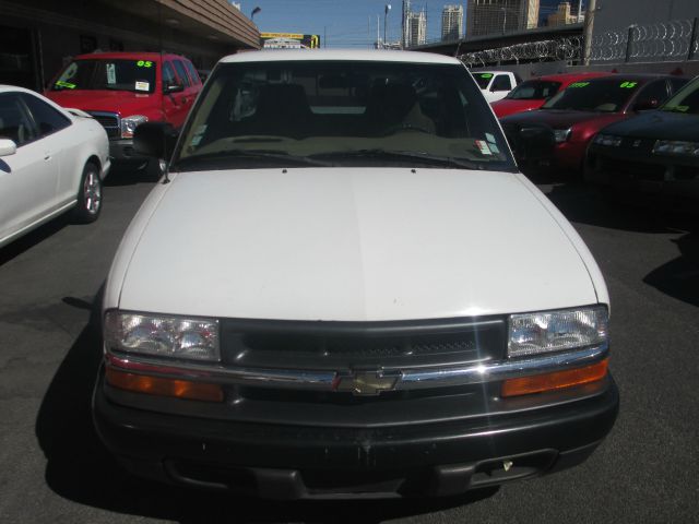 Chevrolet S10 2000 photo 4