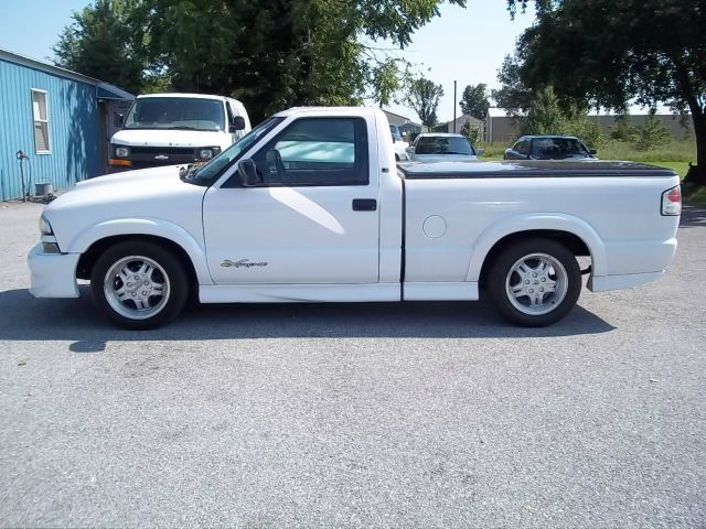 Chevrolet S10 2000 photo 1