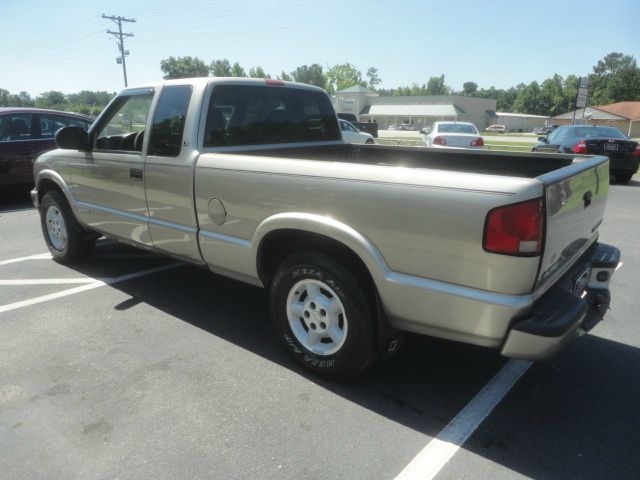 Chevrolet S10 Unknown Pickup Truck