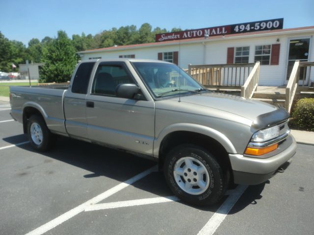 Chevrolet S10 2000 photo 2