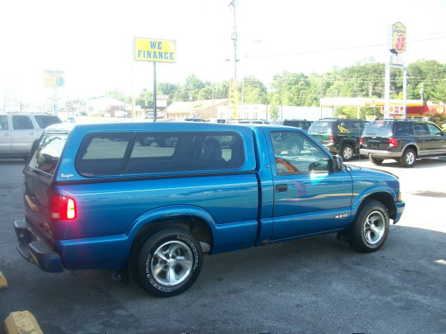 Chevrolet S10 2000 photo 1