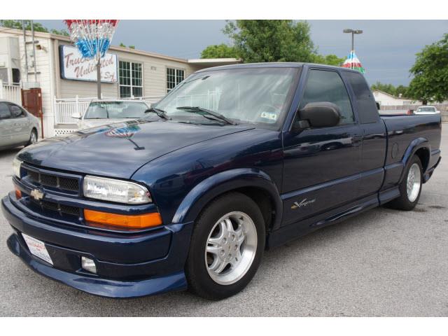 Chevrolet S10 2000 photo 3