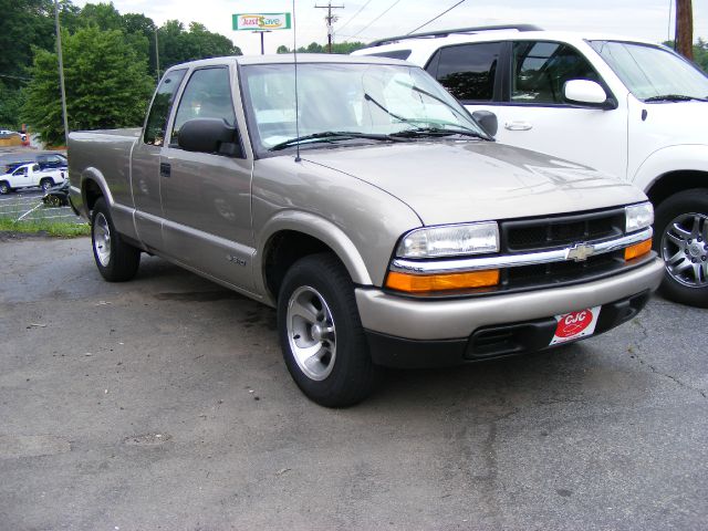 Chevrolet S10 2000 photo 3