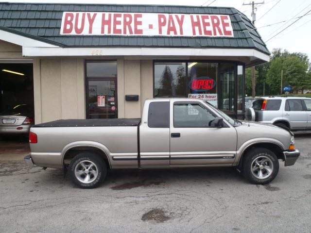 Chevrolet S10 2000 photo 1