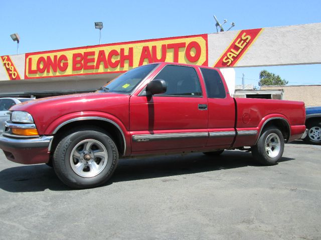 Chevrolet S10 2000 photo 2