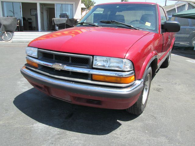 Chevrolet S10 2000 photo 3