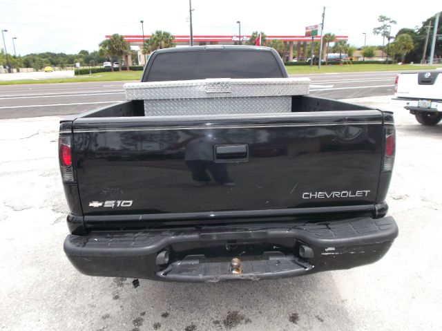 Chevrolet S10 2000 photo 1