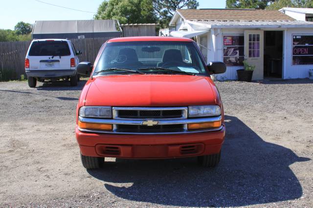 Chevrolet S10 Base Pickup