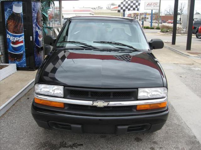 Chevrolet S10 2001 photo 1