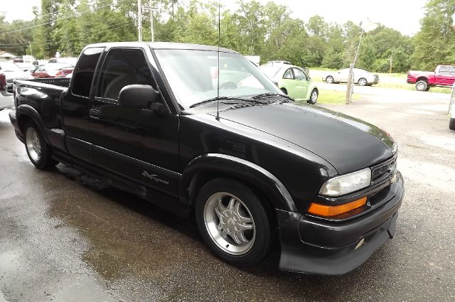 Chevrolet S10 2001 photo 2