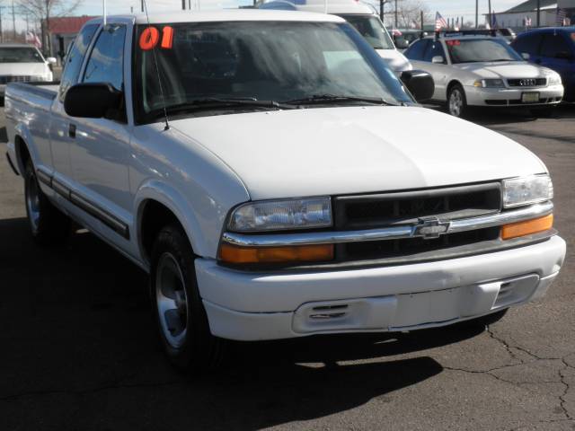 Chevrolet S10 2001 photo 3