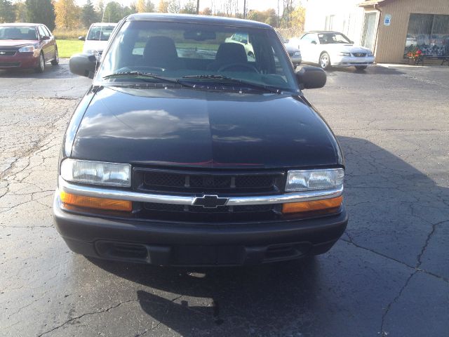 Chevrolet S10 2001 photo 3