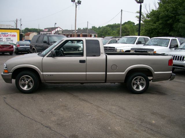 Chevrolet S10 2001 photo 3