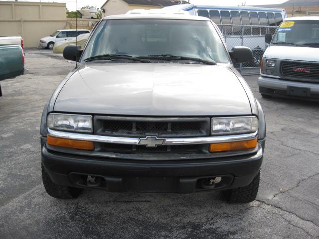 Chevrolet S10 2001 photo 1