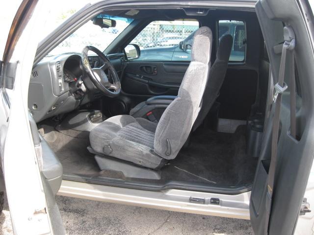 Chevrolet S10 2001 photo 4