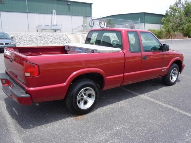 Chevrolet S10 2001 photo 3