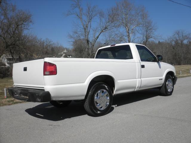 Chevrolet S10 2001 photo 4