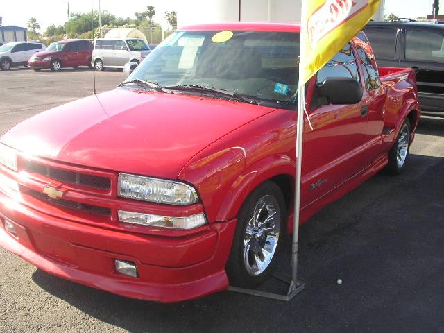 Chevrolet S10 Base Pickup