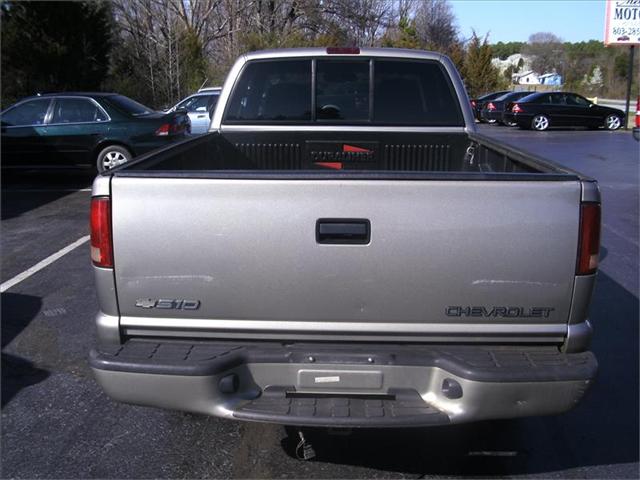 Chevrolet S10 2001 photo 3