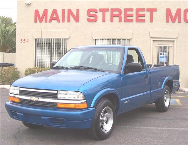 Chevrolet S10 Base Pickup