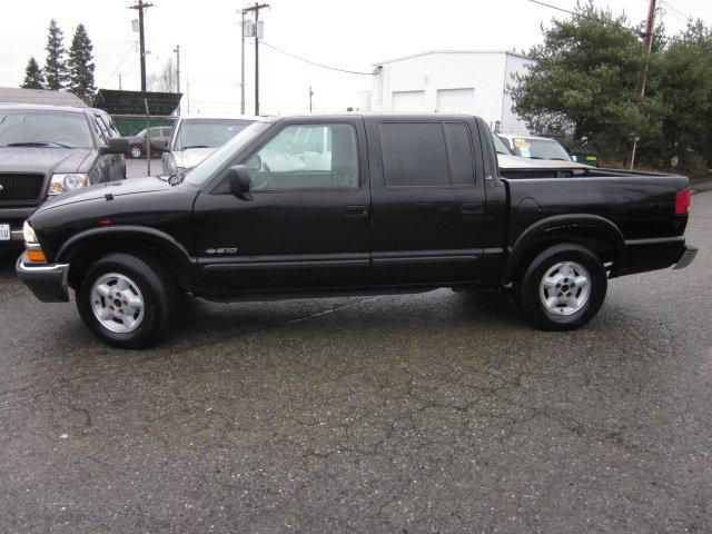 Chevrolet S10 2001 photo 2