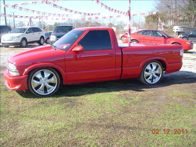 Chevrolet S10 2001 photo 1