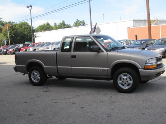 Chevrolet S10 2001 photo 3