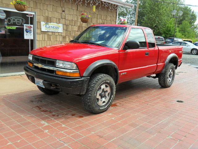 Chevrolet S10 2001 photo 1