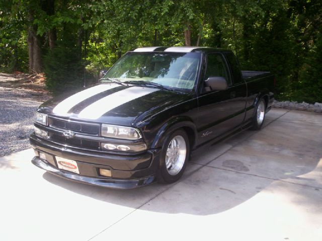 Chevrolet S10 2001 photo 1