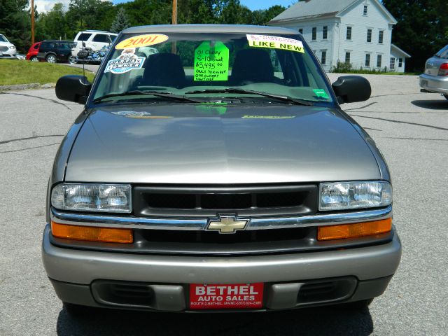 Chevrolet S10 2001 photo 4