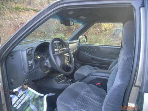 Chevrolet S10 2001 photo 1